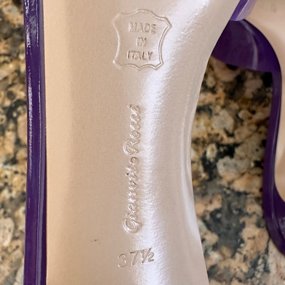 Gianvito Rossi Glass & Vernice Mules in Purple - Picture 8 of 8